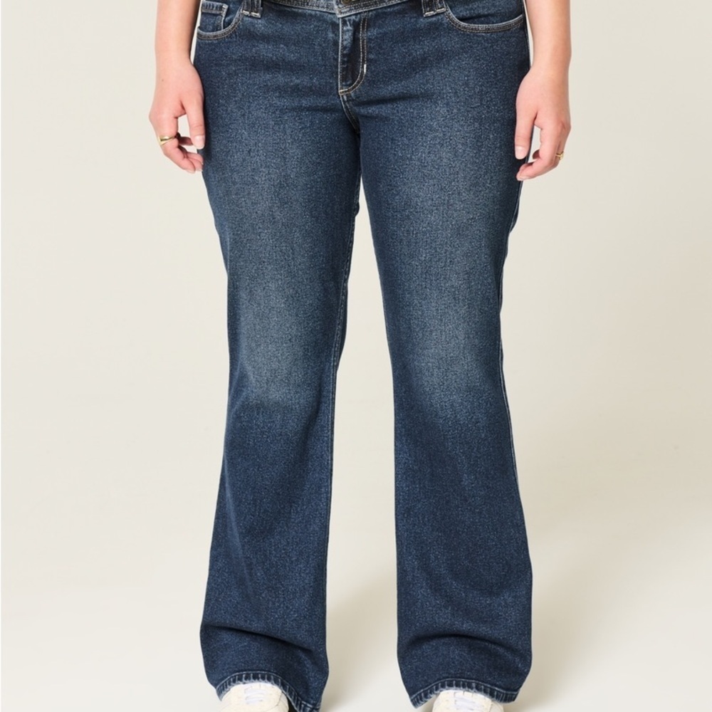 Hollister Low-Rise Dark Wash Bootcut Jeans - Picture 7 of 15